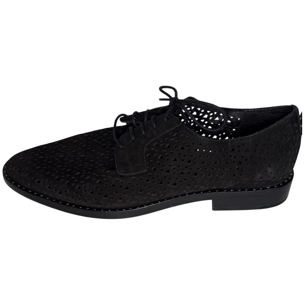 Vince Camuto Lesta Geo Black Oxford Women 9M Laser Cut Suede Flat Studs Academia - Picture 6 of 14
